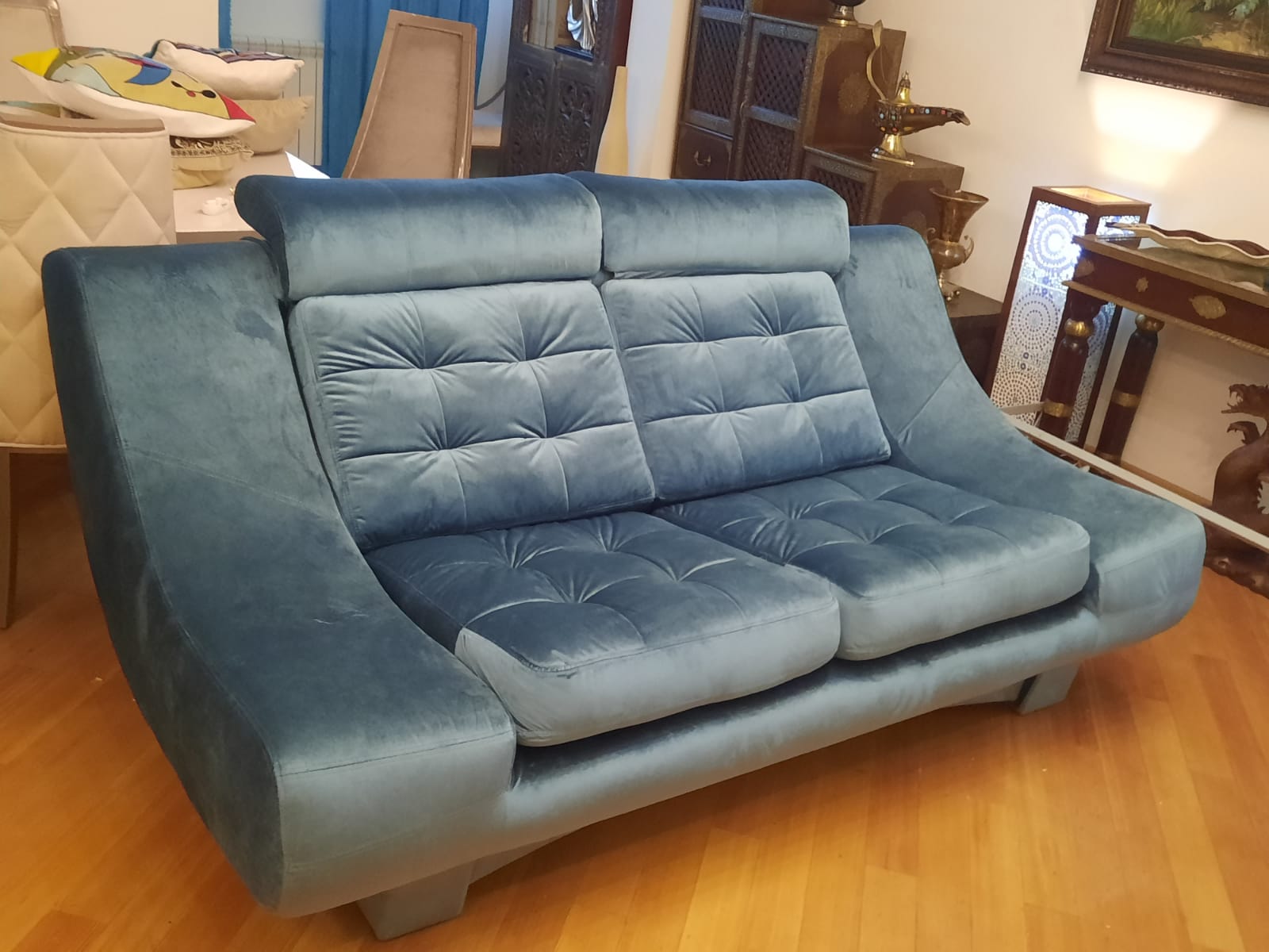 Обивка дивана на дому. Ейск